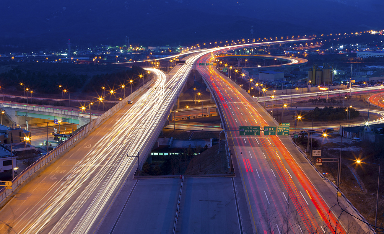생활의 속도를 높여주는 특급교통망